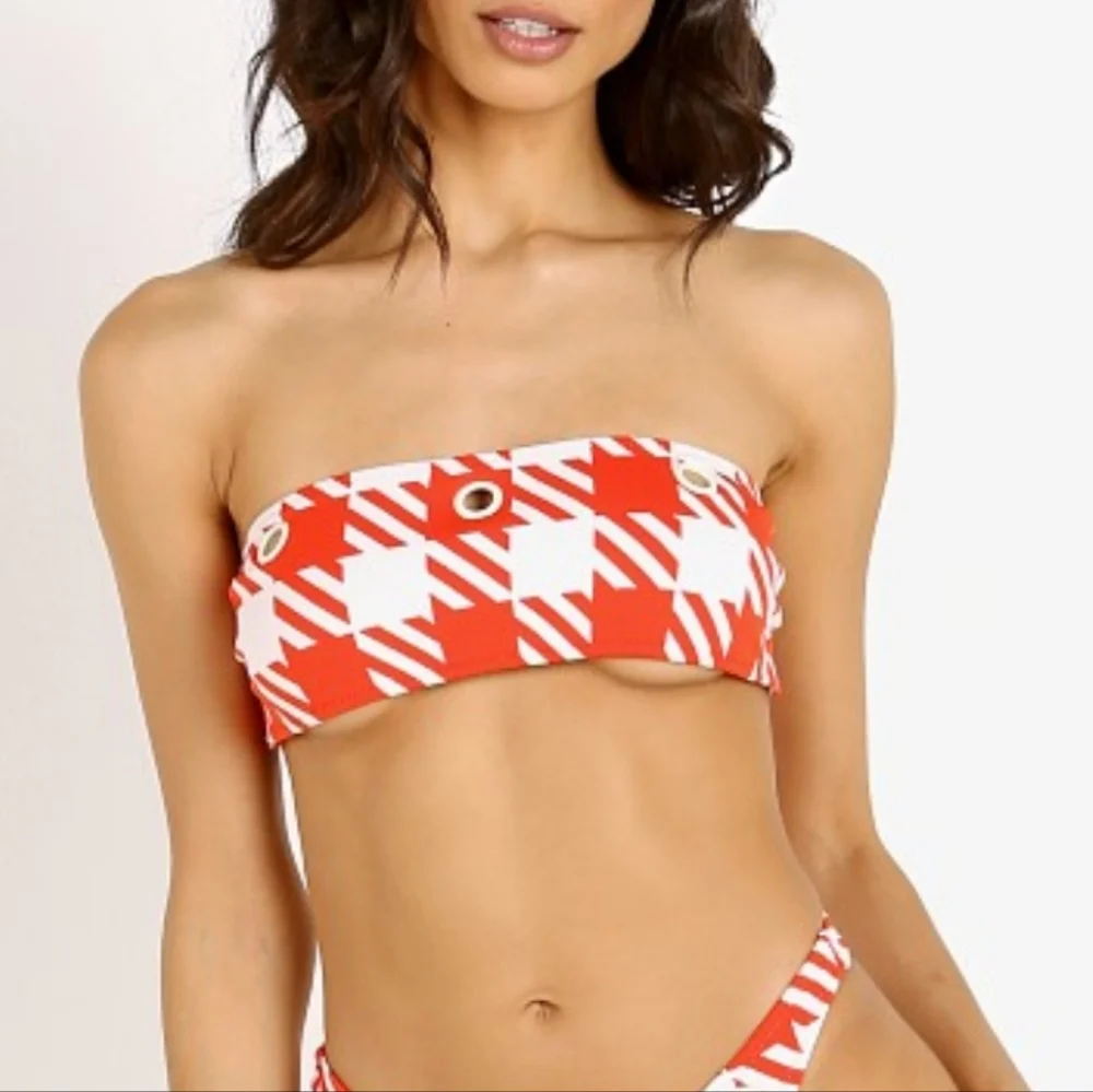 Solid & Striped The Annabelle Eyelet Bikini Top Lipstick Gingham